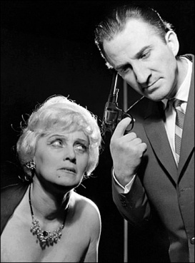 Jadwiga Okońska (Dyrektorowa) i Ryszard Sobolewski (Stokowicz) w Maison de France (1963)