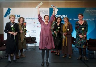 Magdalena Tulli podczas wręczenia Nagrody Literackiej Gryfia, 2012