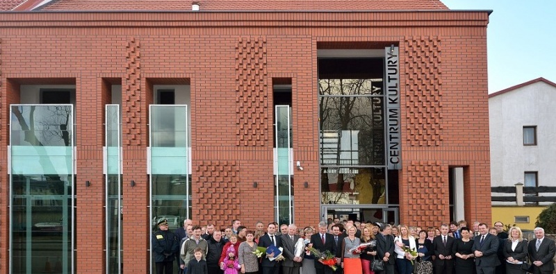 Plik:Biblioteka Sianów.jpg