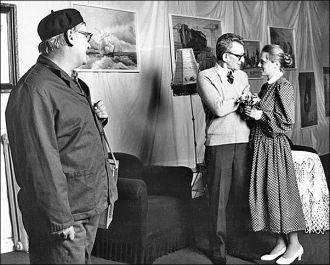 Zbigniew Mamont (Kubacki), Tadeusz Żuchniewski (Stefan) i Anna Lenartowicz (Ania) w Biorę z tobą ślub (1980) - fot. Zbigniew Ryngwelski