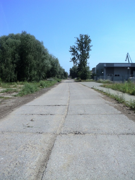 Plik:Ul. Basenowa.jpg