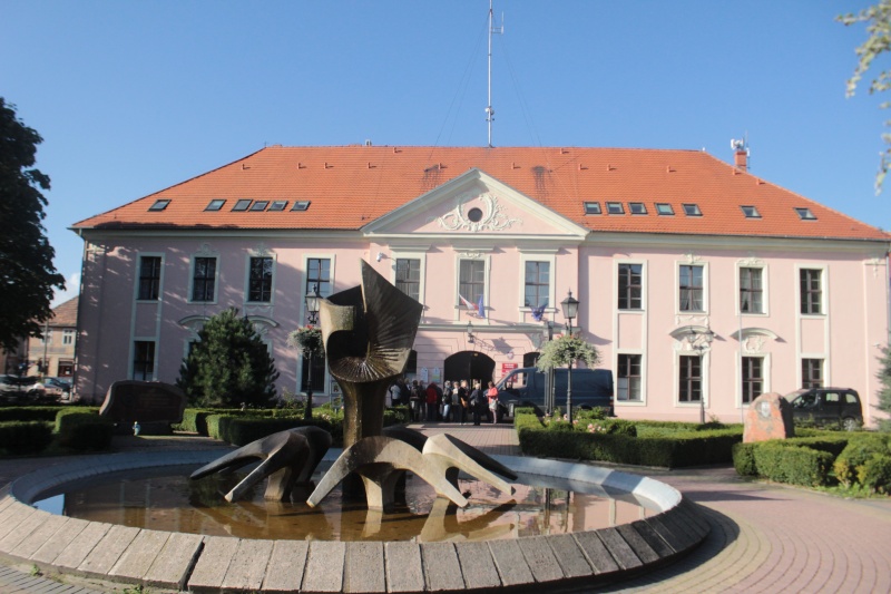Plik:Myślibórz Ratusz01.JPG