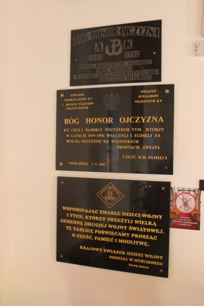 Plik:Myślibórz Sanktuarium Miłosierdzia Bożego02.JPG